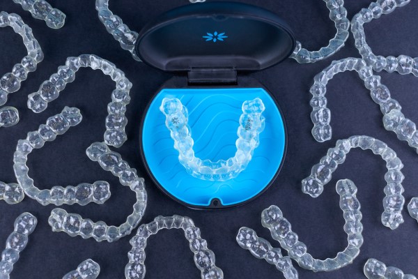 Pros And Cons Of Invisalign®